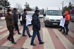 The activists blocked the road to Shegini's checkpoint