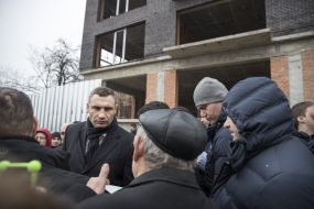 Vitali Klitschko visited a scandalous building near Botsad