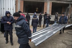 Демонтаж паркану на місці скандального будівництва