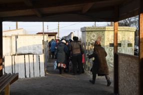 Vladimir Groisman communicates with people