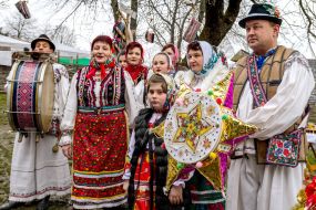 Participants of the festival "Carols in the old village"