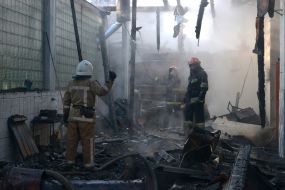 Elimination of a fire in a production room