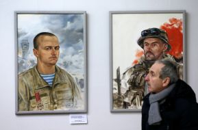 Виставка «Портрети добровольців на війні»