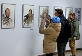 Виставка «Портрети добровольців на війні»