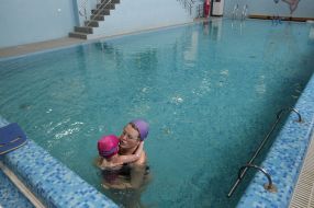 Басейн в ДКБ №7