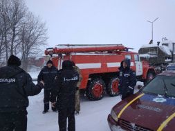 Поліція і рятувальники на трасі Одеса-Київ