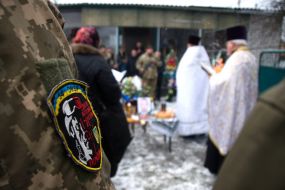 Шеврон на формі військового