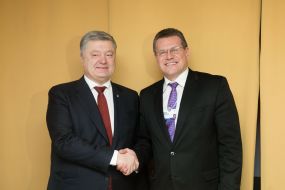 Petro Poroshenko and Maros Sefcovic