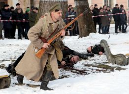 Историческая реконструкция «Бой за станцию Круты"