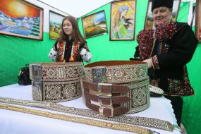 Exhibition-sale of products of national craftsmen