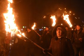 Смолоскипна хода на честь Героїв Крут