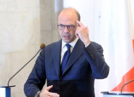 Angelino Alfano  