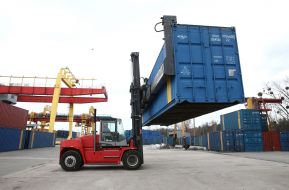 Truck transporting container