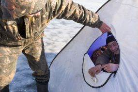 Tent for winter fishing