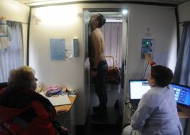 Fluorographic moving room