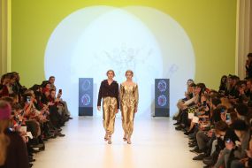 Показ колекції одягу від Ksenia Schnaider