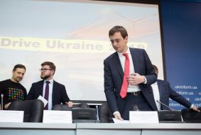  Игорь Смилянский, Евгений Кравцов и Владимир Омелян