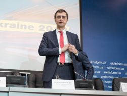 Владимир Омелян