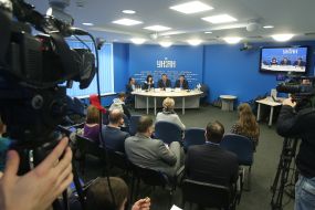 Sergey Mamedov, Sergey Roomnut and Elena Dmitrieva