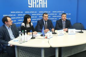 Sergey Mamedov, Sergey Komnatny and Elena Dmitrieva