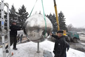 Строительство мемориала ликвидаторам Чернобыльской катастрофы