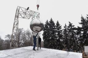 Строительство мемориала ликвидаторам Чернобыльской катастрофы