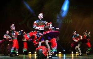 Концерт "Веселый праздник весны"