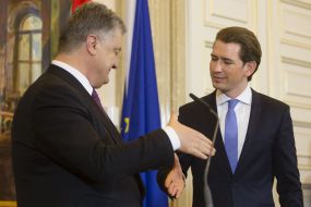 Petro Poroshenko and Sebastian Kurtz