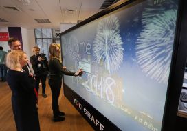 Interactive touch screen