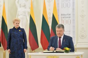 Petro Poroshenko and Dalia Grybauskaitė