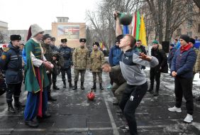 Weightlifting competition