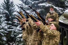 Військовослужбовці 