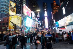 People on the evening Broadwa