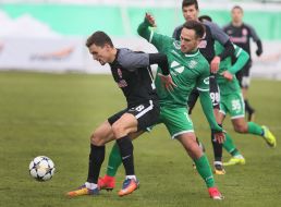 The game moment of the match FC "Karpaty" - FC "Zarya"