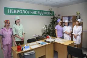 Медсестры и врачи неврологического отделения