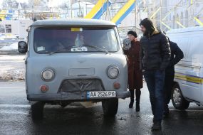 Car UAZ-452