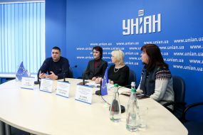 Юрий Лазаревич, Анна Котенко, Александра Брацюнь и Ксения Шаповал