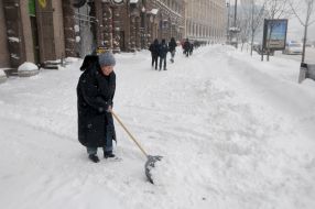 Snow removal in Kiev