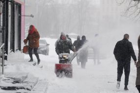 Snow removal in Kiev
