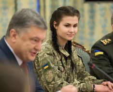 Meeting of Poroshenko with female servicemen