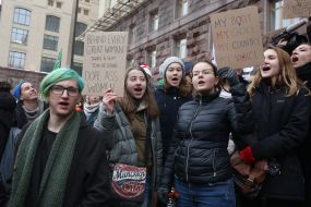 Women's March "It's time to endure!"