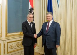 Alexander Van der Bellen and Petr Poroshenko