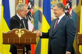 Petro Poroshenko and Alexander van der Bellen