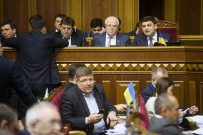 Ministers in the government bed