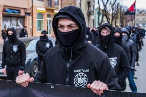 Марш Славы Героев в Ужгороде