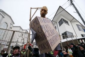 Чучело в виде Путина на виселице