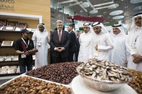 Petro Poroshenko at the exhibition Qatar International Agricultural Exhibition-2018