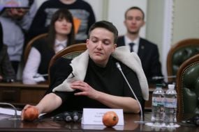 Nadezhda Savchenko with a grenade