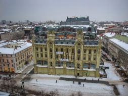 The building of the hotel "Bolshaya Moskovskaya"