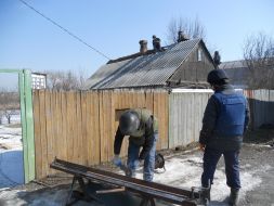 Спасатели восстанавливают поврежденные жилые дома